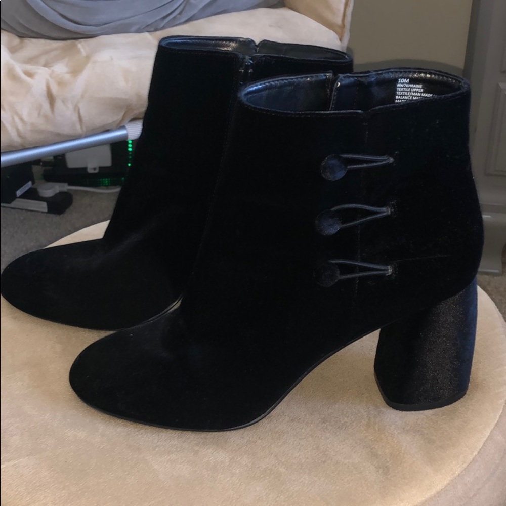 Black Suede Heeled Boots - Picture 2 of 3